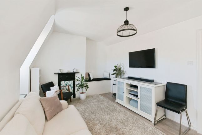 Flat 6, 30, St. Leonards Road, Bexhill-On-Sea photo 4