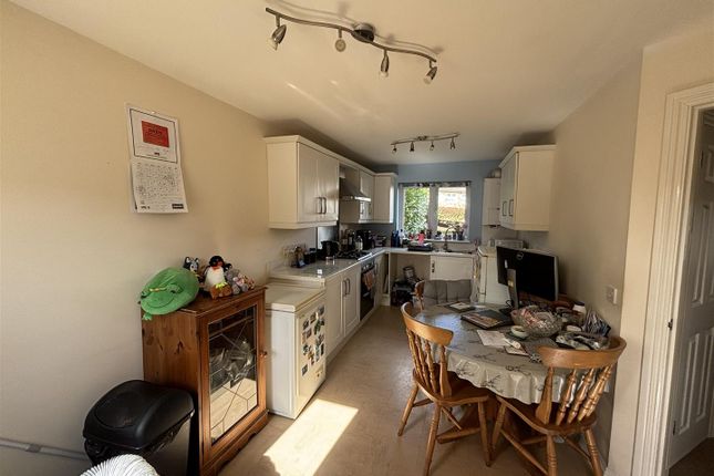 8, Monarch Road, Crewkerne photo 2