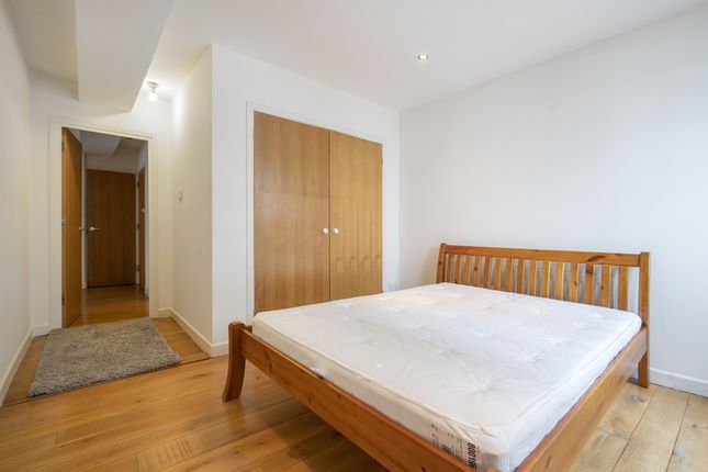 Apartment 15, Coriander Court, London photo 4