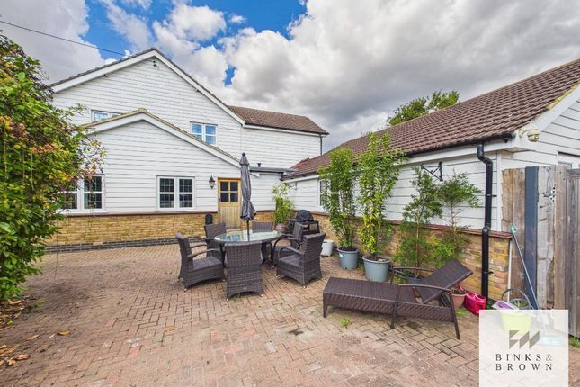 2, Saffron Cottages, Horndon On The Hill photo 4