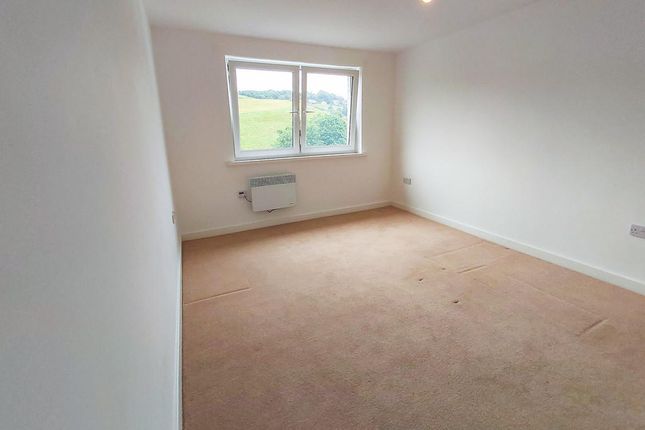 Flat to rent in Parkwood Rise, Keighley