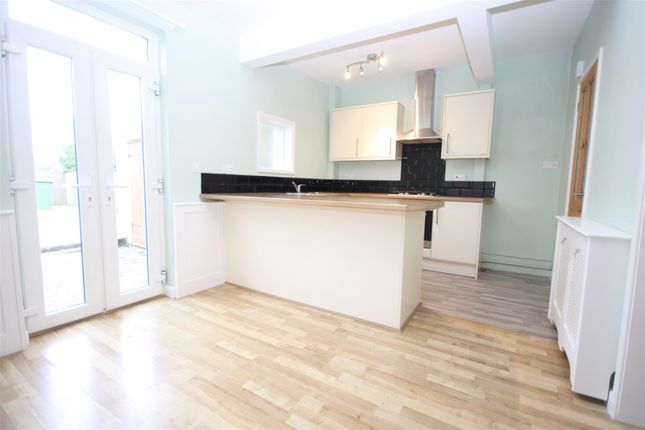 2 Bed Terraced House To Rent In Emmadale Road Weymouth Dt4