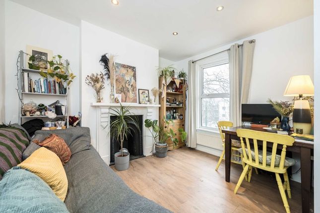 Thumbnail Flat for sale in Nunhead Green, London