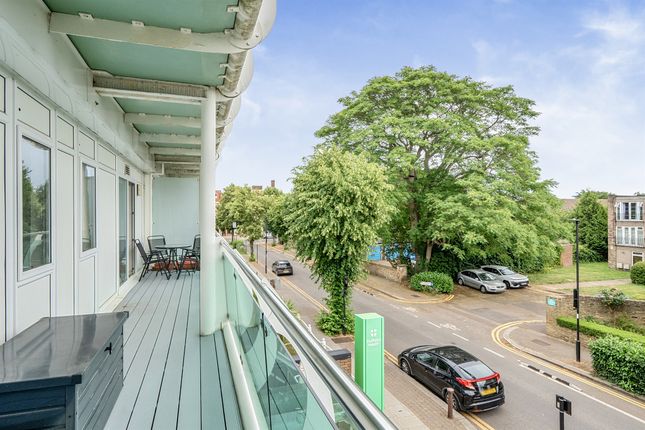 Flat 116, Tower Point, 52, Sydney Road, Enfield photo 2