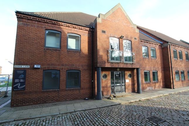 Office to let in Suite 19 Marina Court, Castle Street, Hull, East Yorkshire
