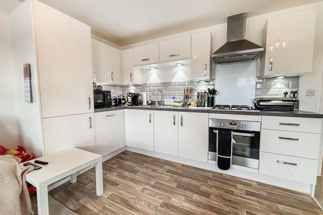 Flat for sale in Martell Drive, Kempston, Bedford