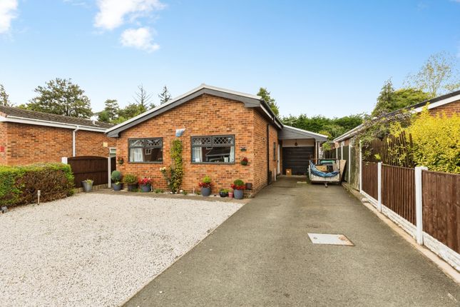 2-bed house on 20, Fairway Gardens, Wrexham, £210,000
