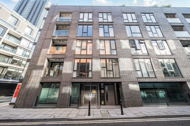 1358338-1-68Da470...