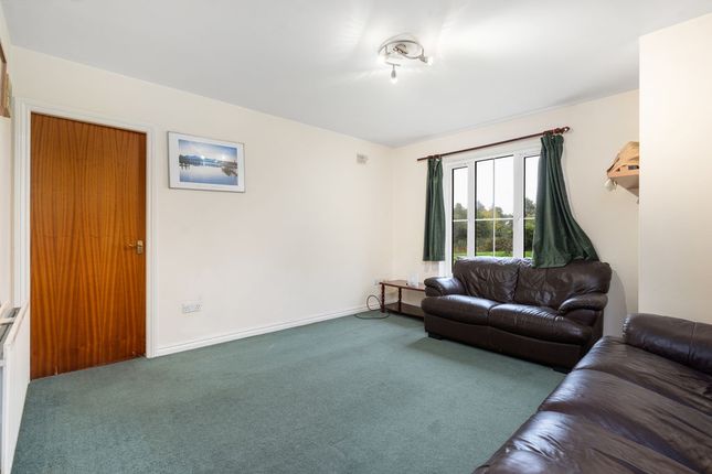 15 Berry Woods Grove, Douglas photo 3