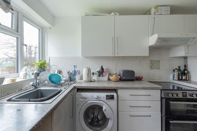 Flat for sale in Copper Beeches, Milton Road, Harpenden