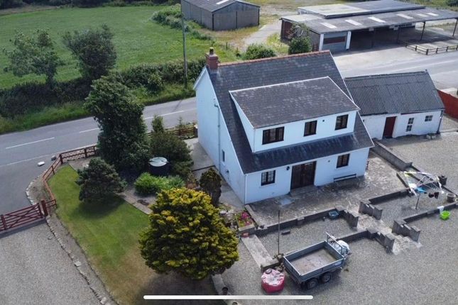 Thumbnail Detached house for sale in Leachpool Farm, Crundale, Haverfordwest