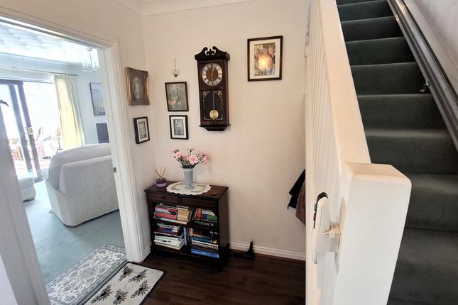 27, Beacons Park, Brecon photo 3