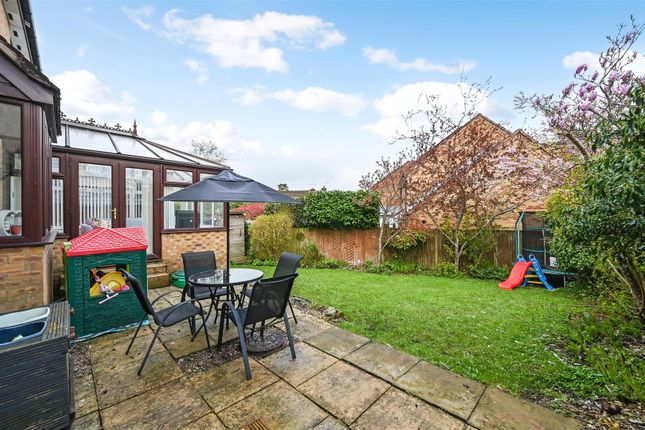 Detached house for sale in Slindon Close, Clanfield, Waterlooville