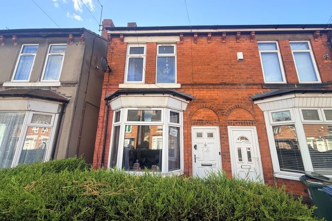 3-bed semi-detached on Yorke Street, Mansfield, £120,000