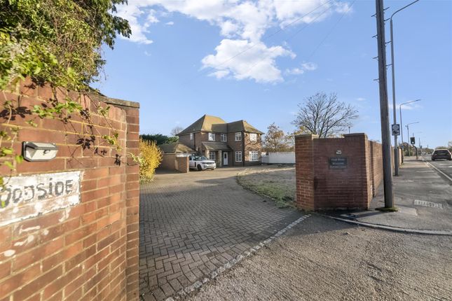 Four Winds, Park Road, Uxbridge photo 2