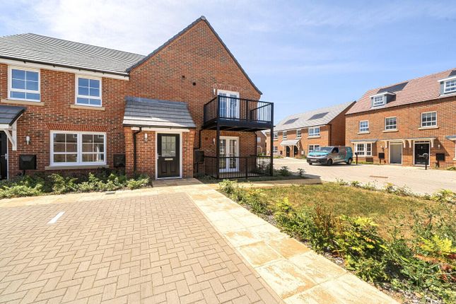 14, Farrow Place, Wokingham photo 4
