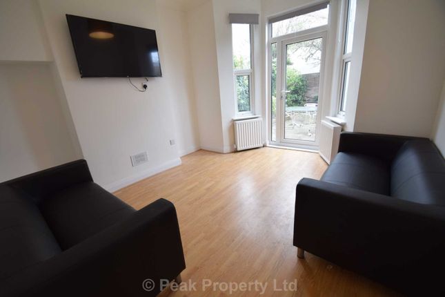 Room 2, Windermere Road, Southend On Sea photo 5