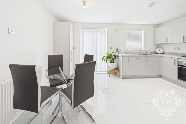 22, Ambrose Road, Redcar photo 3
