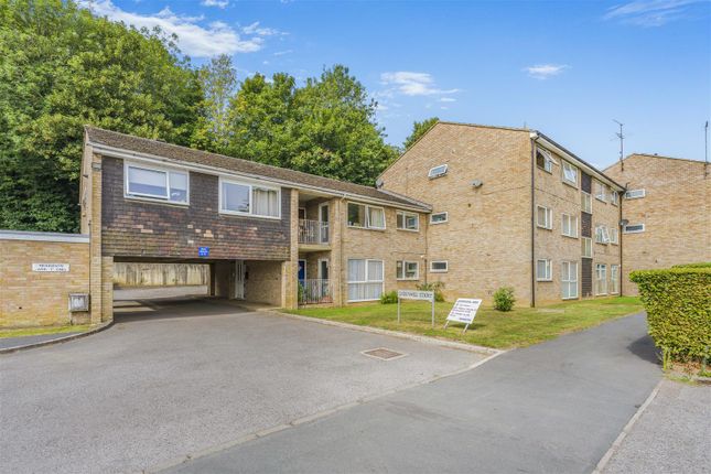 5 Greenhill Court, Banbury-1.Jpg