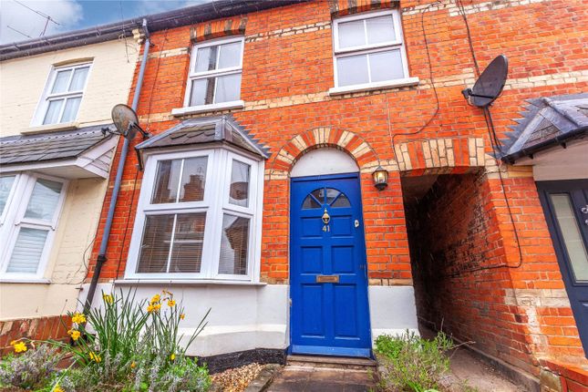 Terraced house to rent in Albert Road, Henley-On-Thames, Oxfordshire
