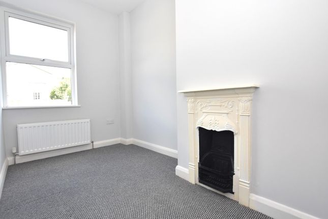 Bedroom 2.Jpg