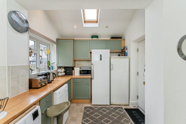 7, Alyn Drive, Chester photo 4