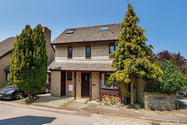 Detached house for sale in Stonesfield, Oxfordshire