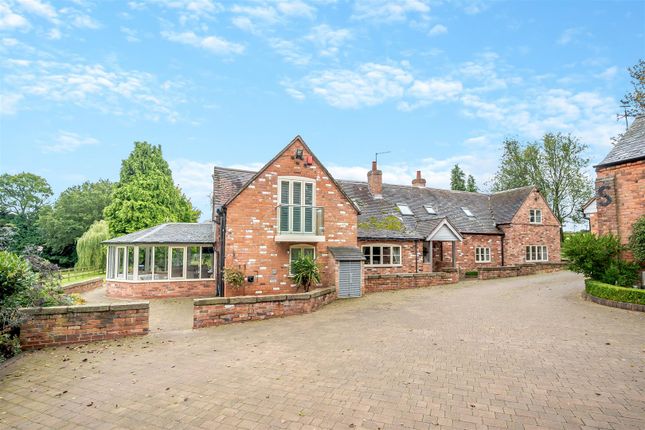Thumbnail Detached house to rent in Withy Hill Road, Sutton Coldfield
