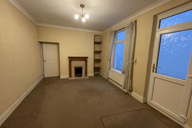 End terrace house for sale in Victoria Gardens, Neath
