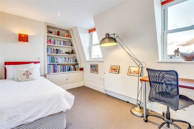 Semi-detached house for sale in Vardens Road, London