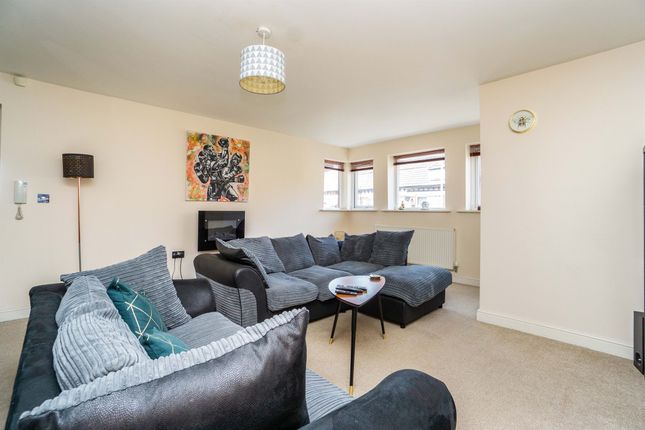 Thumbnail Flat for sale in Manor Road, Wallasey
