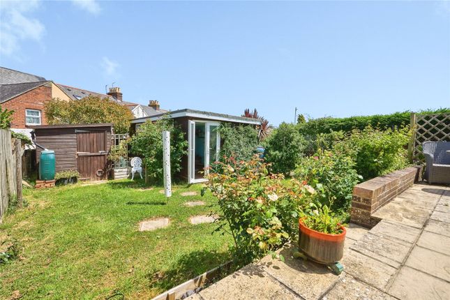 27, Albany Road, Isle of Wight photo 3