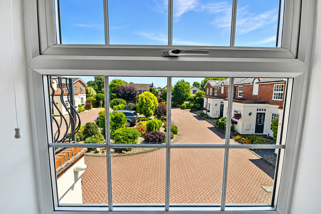 21, Belgrave Court, Doncaster photo 5