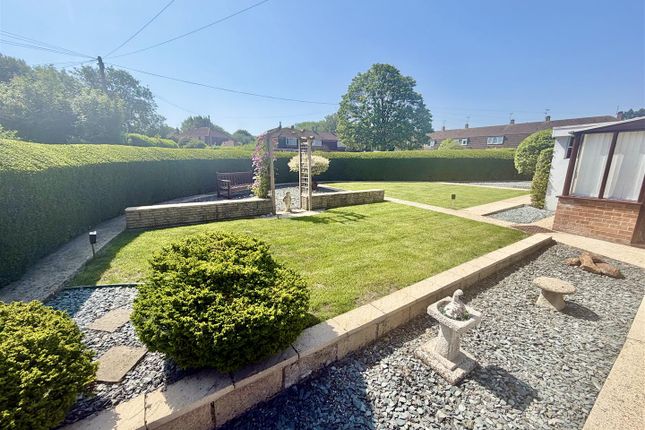 44, Coronation Road, Wroughton photo 2