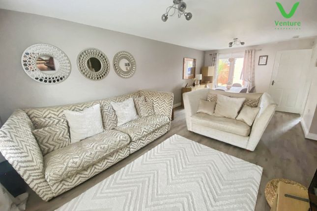 15, Robinson Grove, Crook photo 2