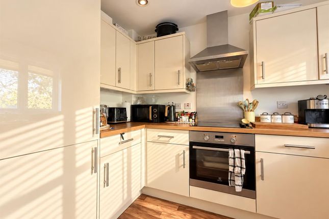 95, Ashton Bank Way, Lea photo 2