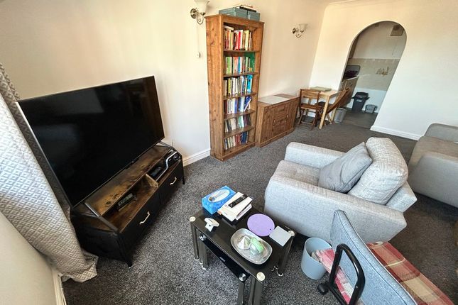 50 Rhoslan Park, Conway Road, Colwyn Bay photo 3
