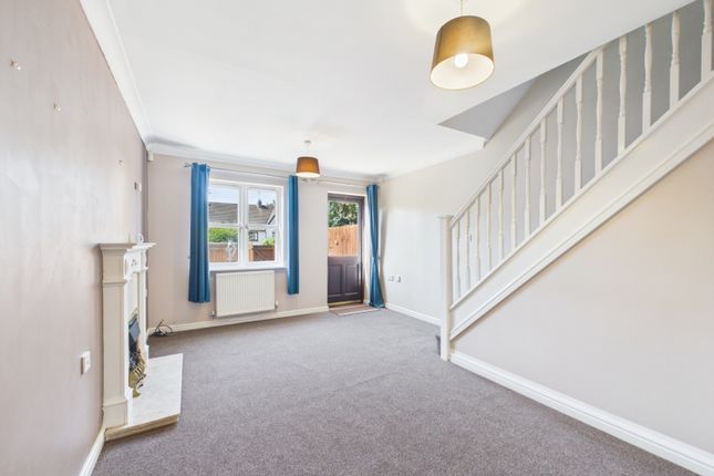25, Court View, Gloucestershire photo 3