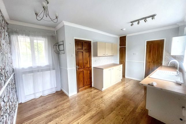 1, Whitefield Crescent, Morpeth photo 4