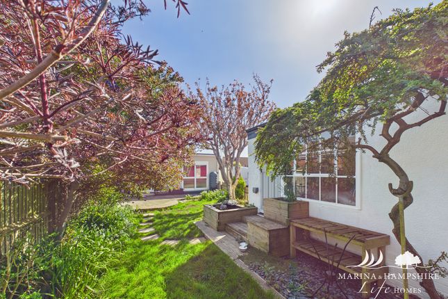 8, Marshall Road, Hayling Island photo 4