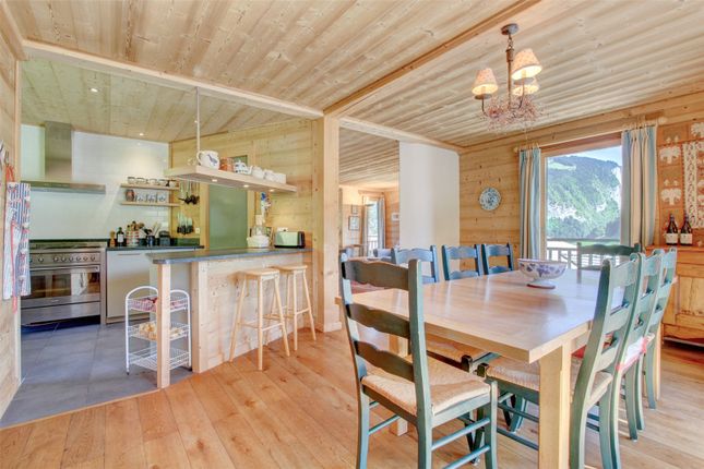 Apartment for sale in Chalet Bostan, Morzine, 74110