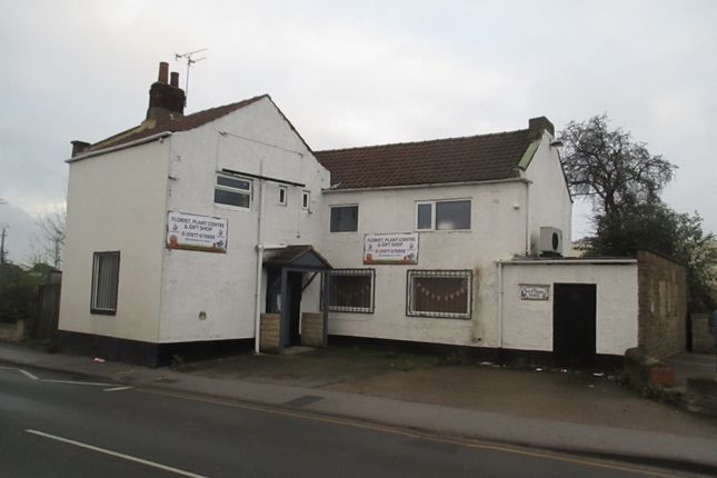 Retail premises to let in Hill Top, Knottingley