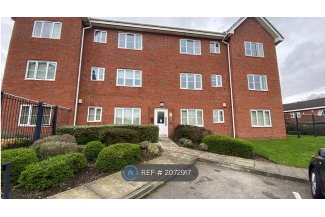 Flat to rent in Gipsey Moth Close, Timperley, Altrincham