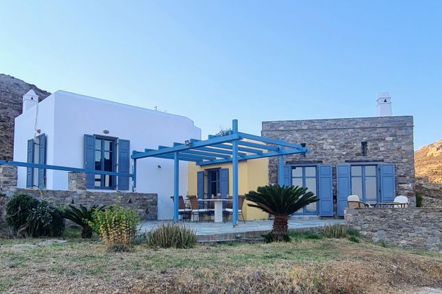 Villa for sale in Livadi 840 05, Greece