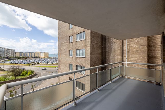 Flat to rent in Esplanade, St. Helier, Jersey