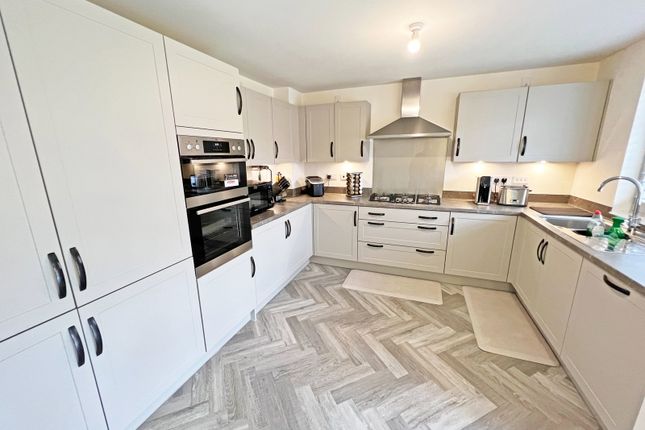 Glenmore Road, Lubbesthorpe photo 4