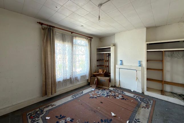 141, Seaford Road, London photo 3