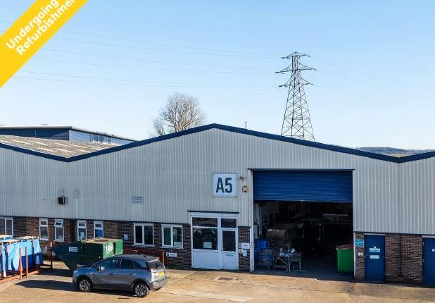Industrial to let in Unit Larkfield Trading Estate, New Hythe Lane, Aylesford
