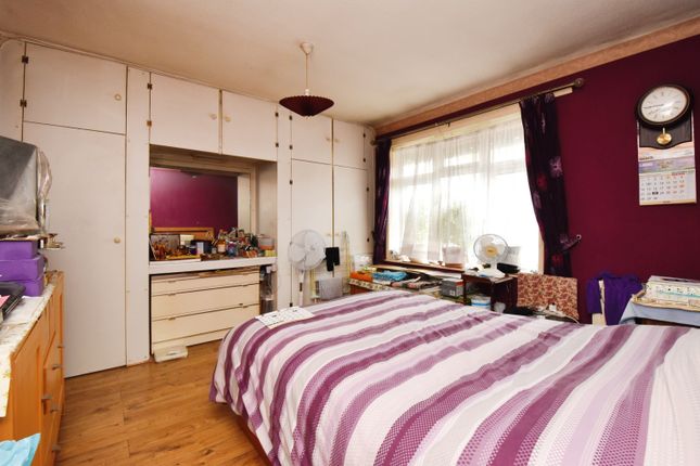 Terraced house for sale in Mayeswood Road, London