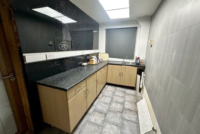 End terrace house for sale in Grove Avenue, Moseley, Birmingham, West Midlands